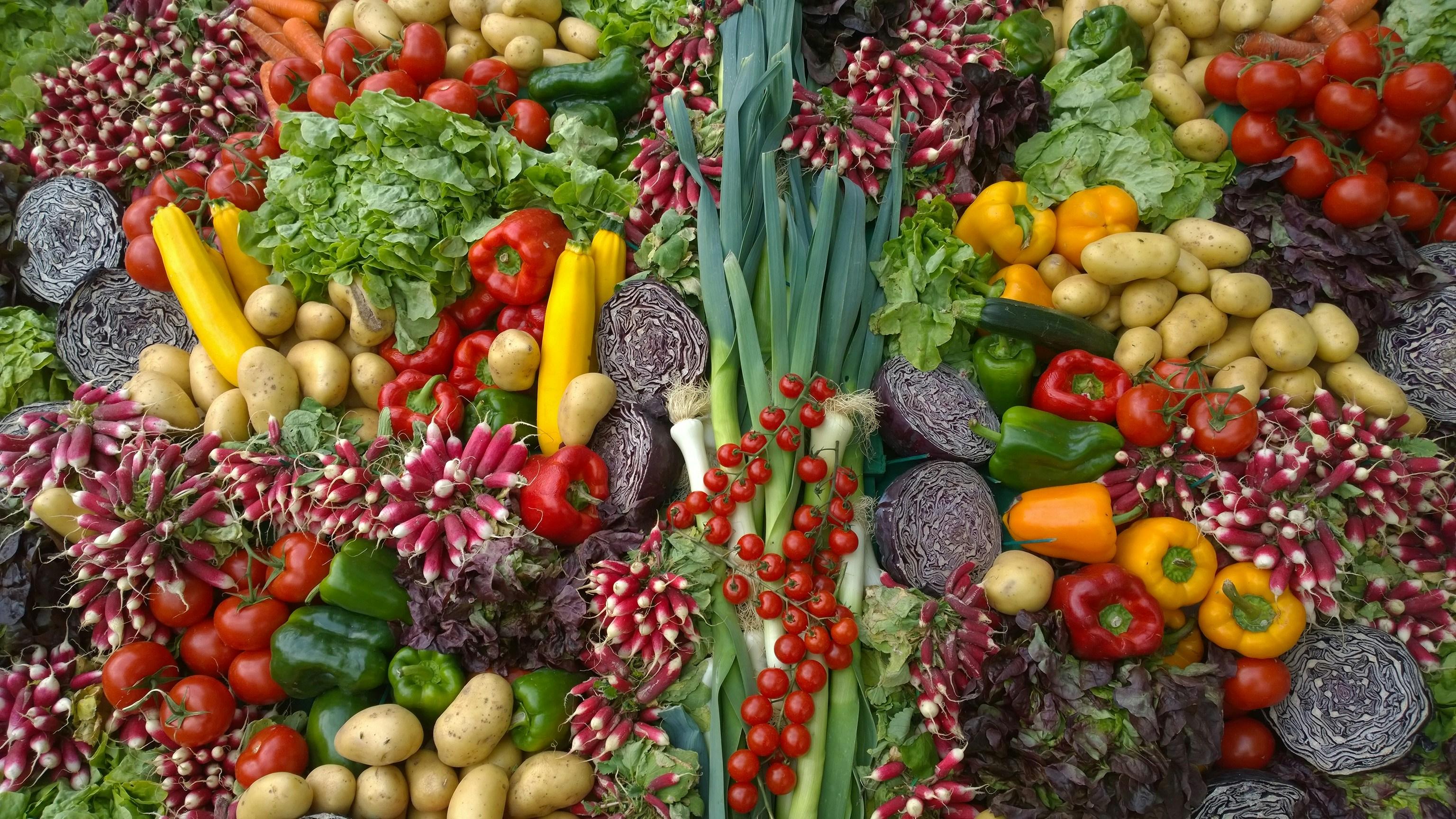 Vegetables and leaves